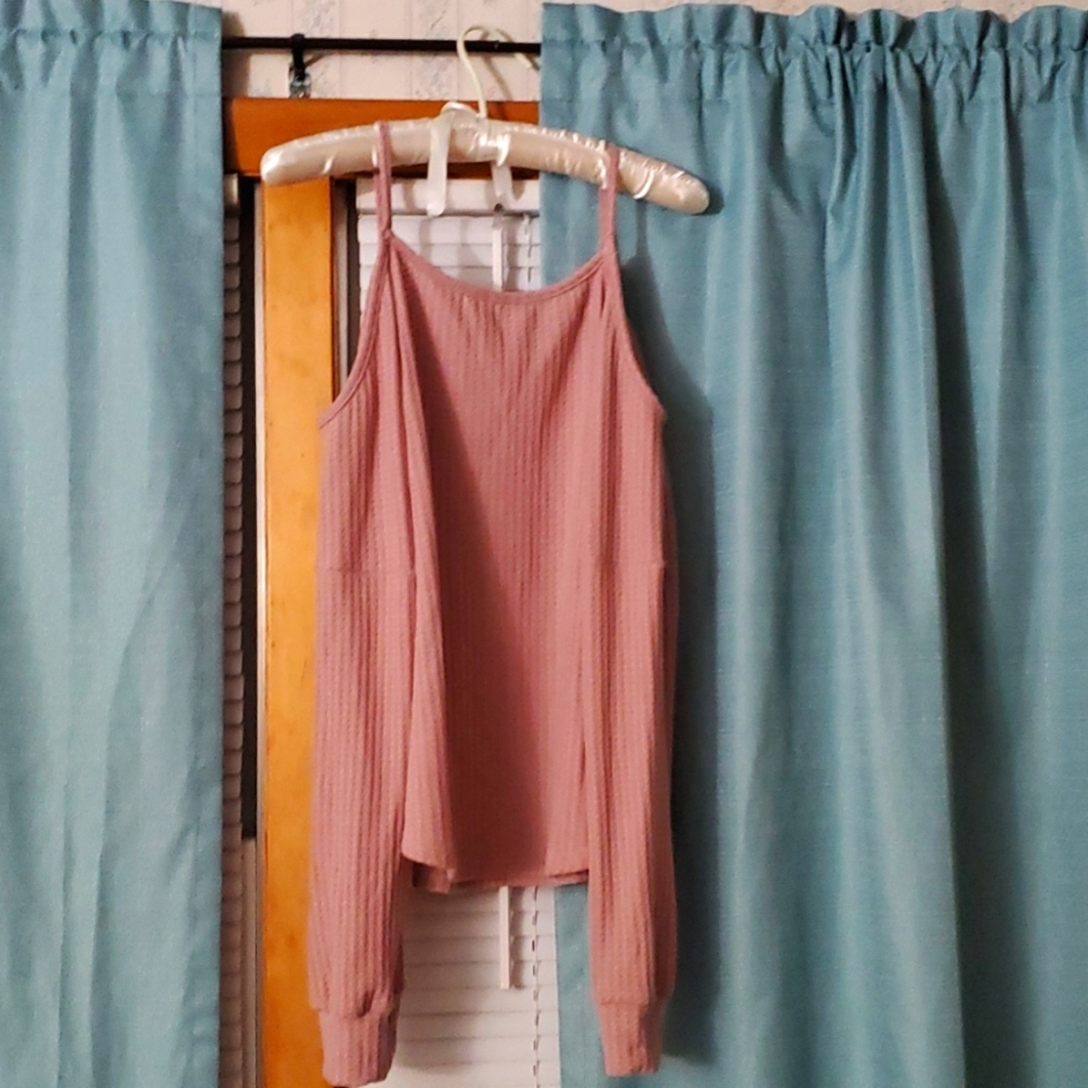Pink blush waffle cold shoulder top size medium